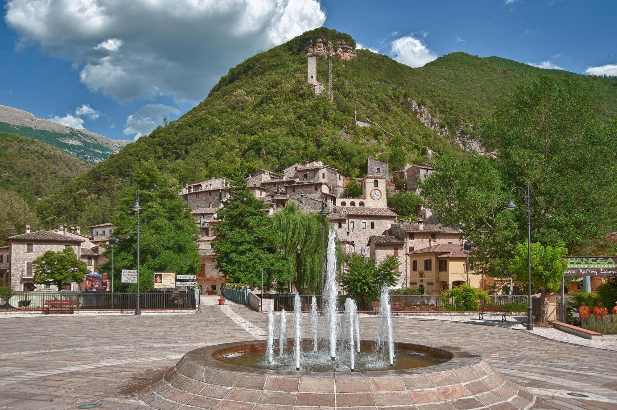 Torre Del Nera Albergo Diffuso & Spa Scheggino Exteriér fotografie
